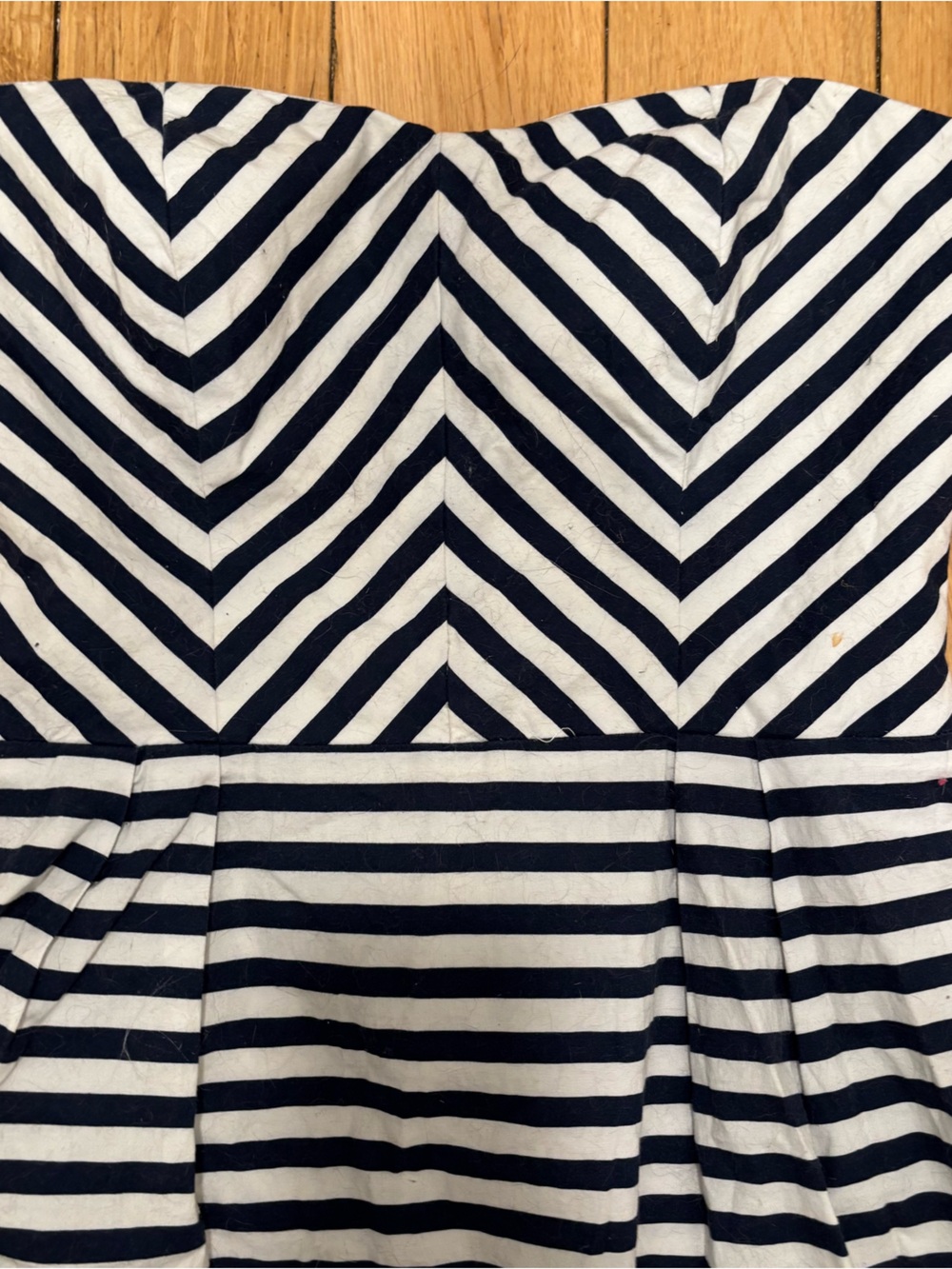 Hot Topic Strapless Striped Mini Dress Size Medium Blue & White - Picture 2 of 7